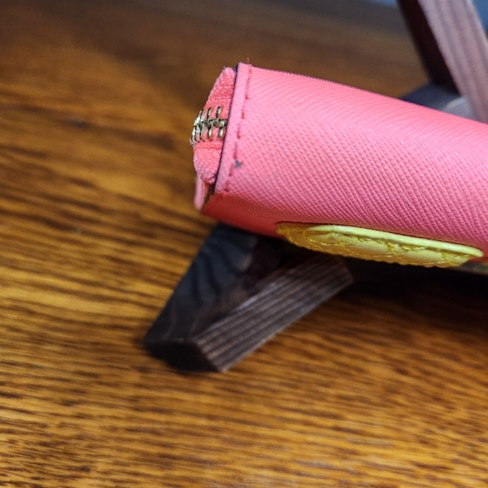 Kate Spade 'How Refreshing' Neda Leather Wallet in Geranium Pink Pineapples - Picture 4 of 7